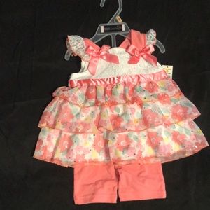 Stylish floral 2pc. w/bows